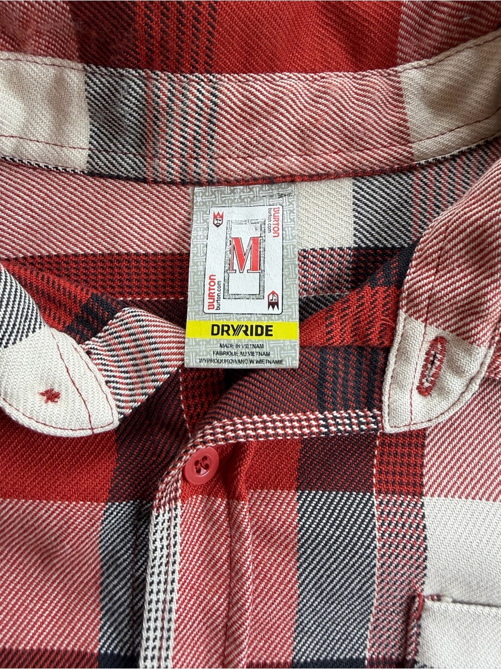 Burton Dryride Red and Black Plaid Flannel Shirt Men M Lagenlook Oversized FLAW - Picture 4 of 6